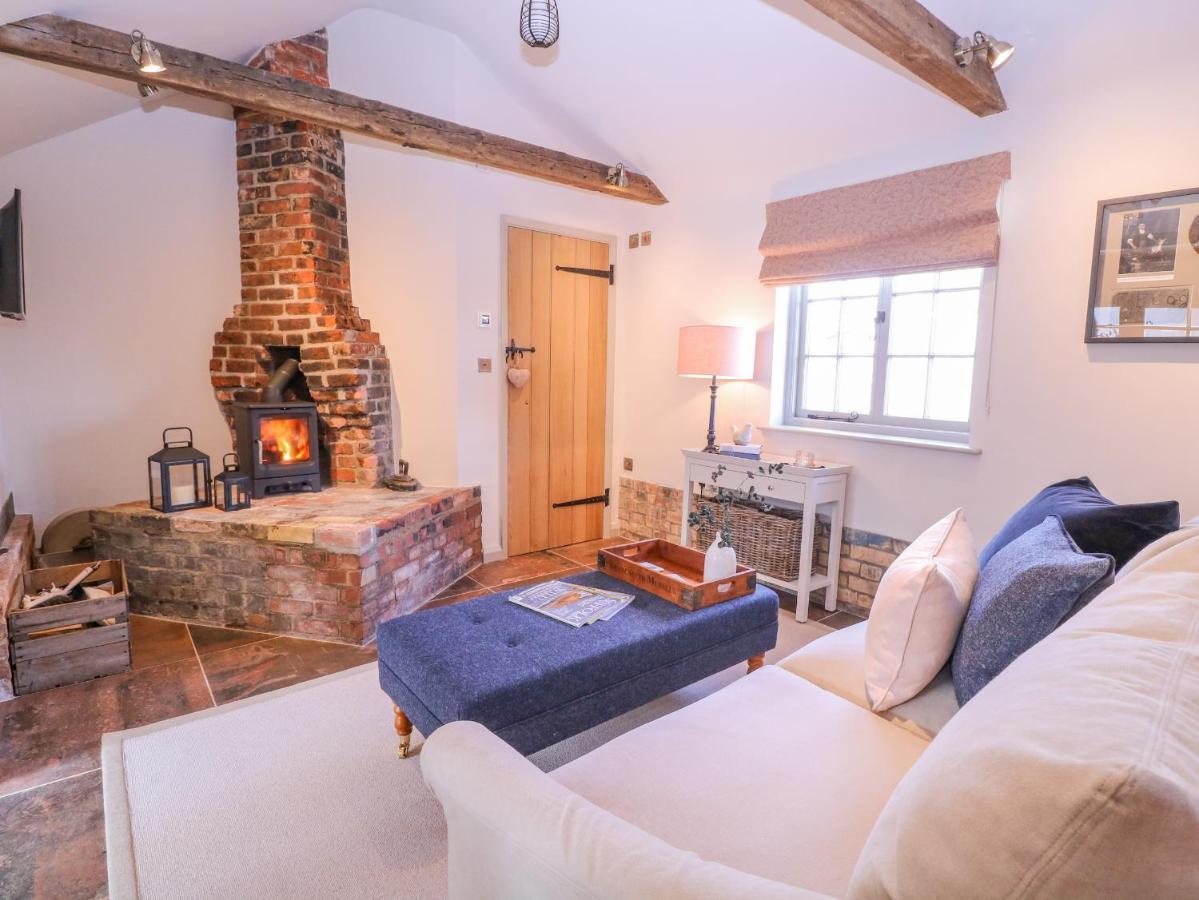 The Forge Villa Stowmarket Exteriör bild